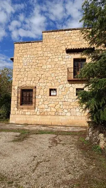 Propiedad singular e irrepetible: Monasterio de Sopetrán en Hita, Guadalajara (ref. CW25VT_E1001JRV)