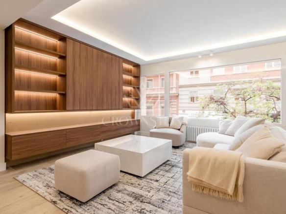 Luminosa vivienda en el corazón del Barrio de Salamanca (ref: CW25VT_V1005JRV)