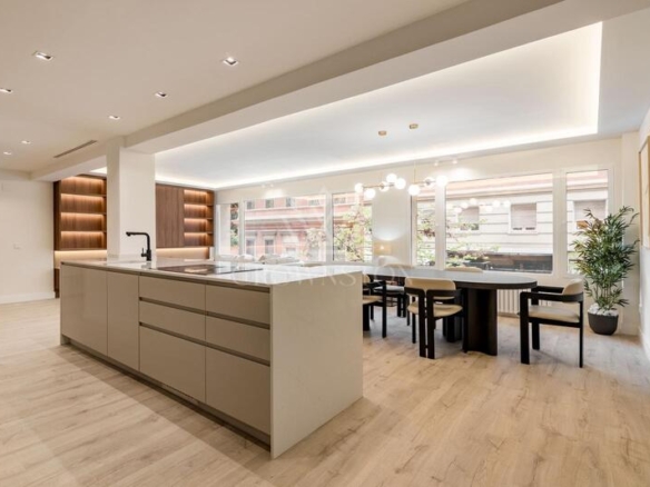 Luminosa vivienda en el corazón del Barrio de Salamanca (ref: CW25VT_V1005JRV)