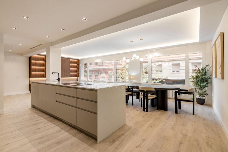 Luminosa vivienda en el corazón del Barrio de Salamanca (ref: CW25VT_V1005JRV)